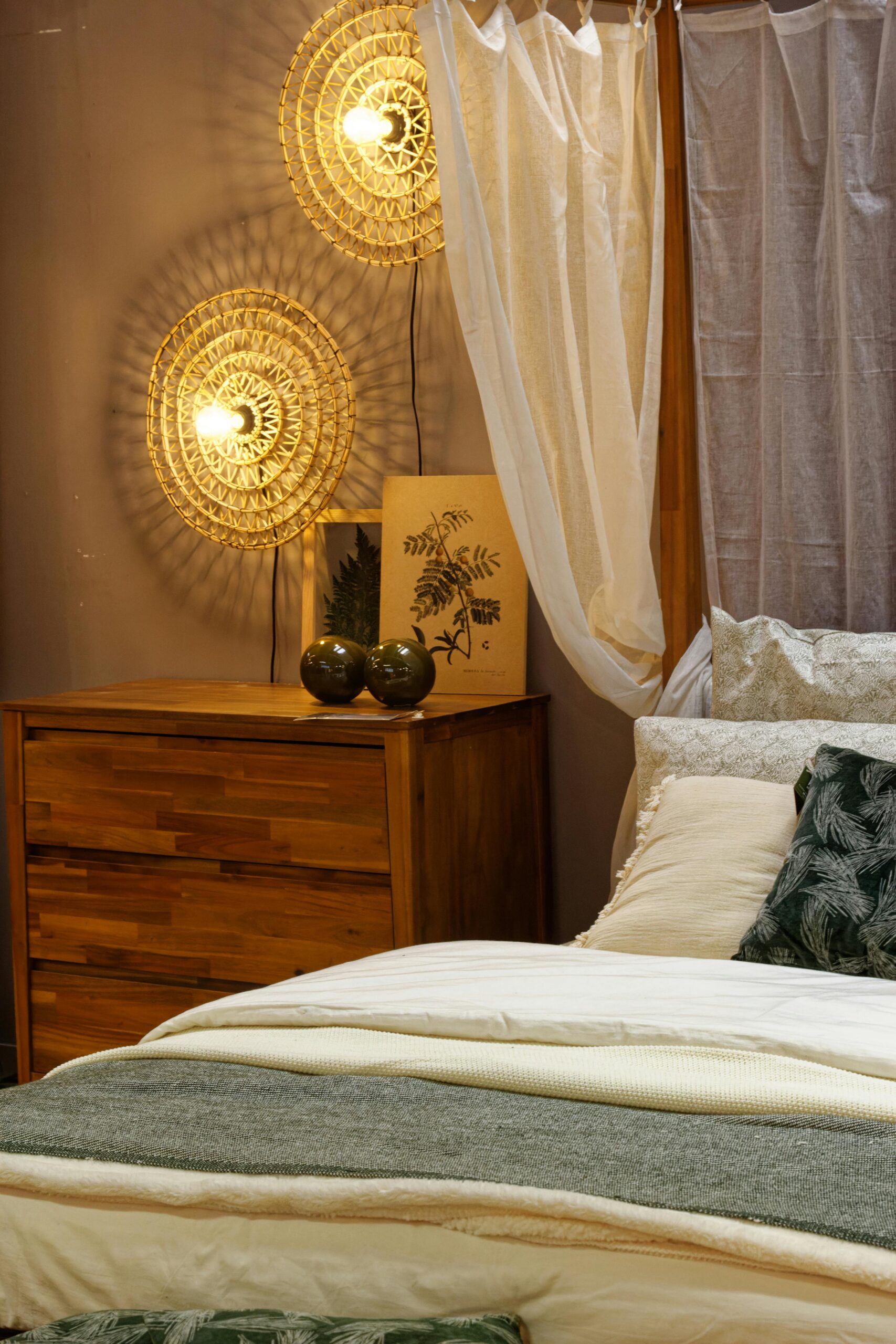 Dekoratyvinės pagalvėlės: Įkvėpkite savo kambario atmosferą